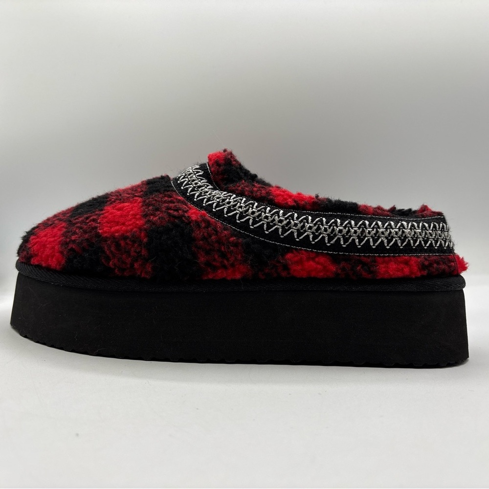 Simply Southern Women’s Red/Black Buffalo Plaid Size 8 Platform Slippers NWOT
